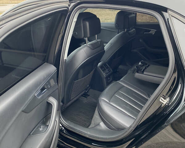 Черный Ауди А4, объемом двигателя 1.98 л и пробегом 97 тыс. км за 18900 $, фото 19 на Automoto.ua