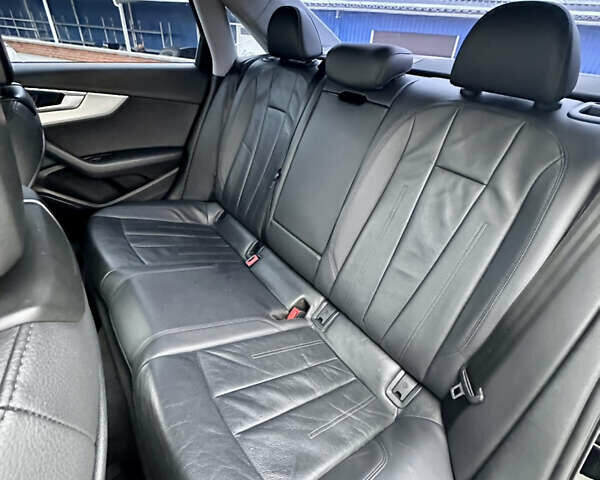 Чорний Ауді А4, об'ємом двигуна 1.98 л та пробігом 162 тис. км за 18000 $, фото 13 на Automoto.ua