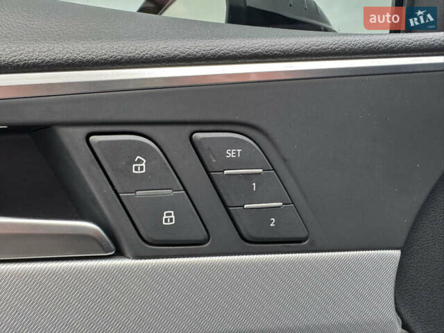 Чорний Ауді А4, об'ємом двигуна 1.98 л та пробігом 126 тис. км за 19200 $, фото 18 на Automoto.ua