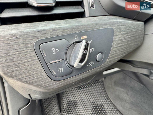 Чорний Ауді А4, об'ємом двигуна 1.98 л та пробігом 227 тис. км за 14500 $, фото 26 на Automoto.ua