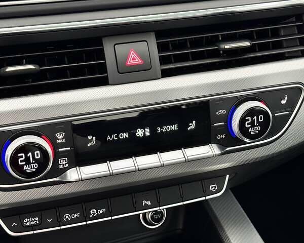 Ауди А4 2016 в Львове на Automoto.ua Черный Ауди А4, объемом двигателя 2 л и пробегом 84 тыс. км за 23499 $, фото 18 на Automoto.ua