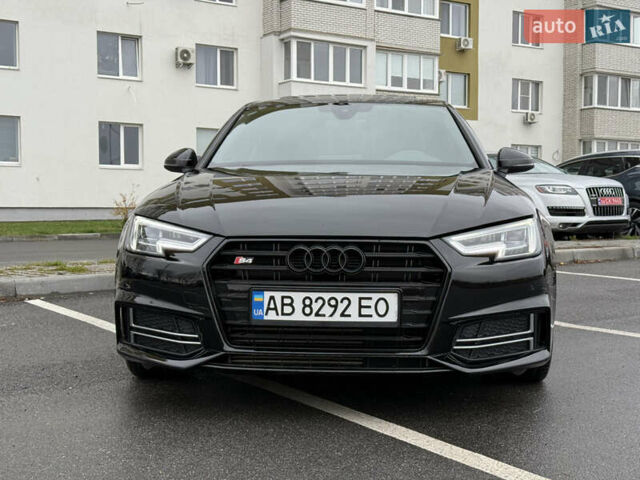 Черный Ауди А4, объемом двигателя 2 л и пробегом 154 тыс. км за 21800 $, фото 4 на Automoto.ua