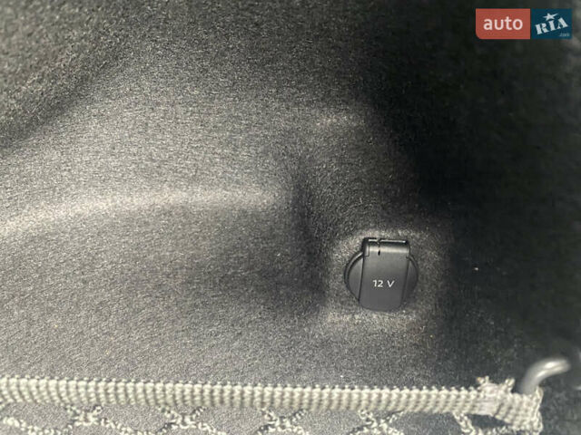 Черный Ауди А4, объемом двигателя 1.98 л и пробегом 148 тыс. км за 17000 $, фото 44 на Automoto.ua