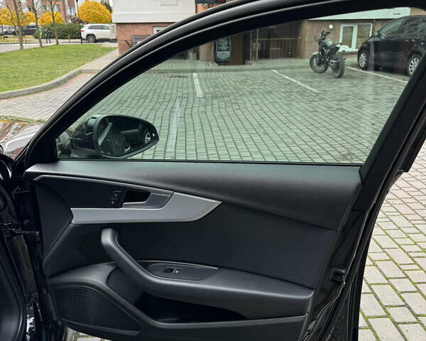 Чорний Ауді А4, об'ємом двигуна 1.98 л та пробігом 144 тис. км за 21000 $, фото 17 на Automoto.ua