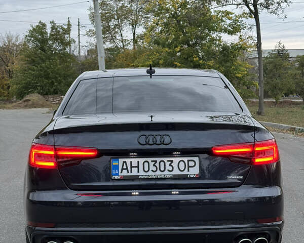 Черный Ауди А4, объемом двигателя 1.98 л и пробегом 188 тыс. км за 20900 $, фото 6 на Automoto.ua