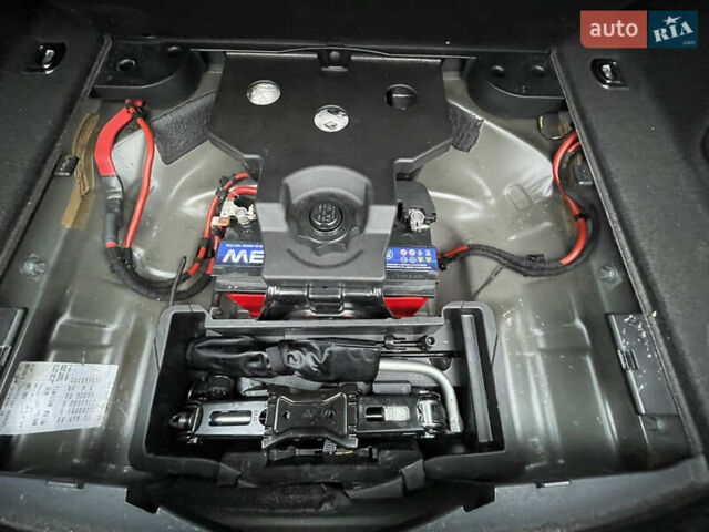 Черный Ауди А4, объемом двигателя 1.97 л и пробегом 225 тыс. км за 18200 $, фото 15 на Automoto.ua