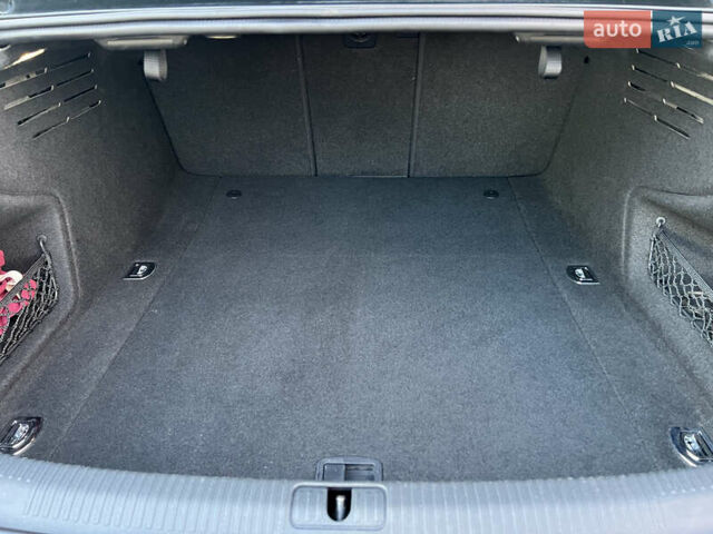 Черный Ауди А4, объемом двигателя 2 л и пробегом 155 тыс. км за 16000 $, фото 51 на Automoto.ua