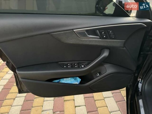 Черный Ауди А4, объемом двигателя 2 л и пробегом 170 тыс. км за 16900 $, фото 20 на Automoto.ua