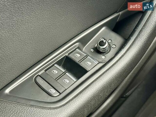 Чорний Ауді А4, об'ємом двигуна 1.98 л та пробігом 158 тис. км за 19500 $, фото 27 на Automoto.ua