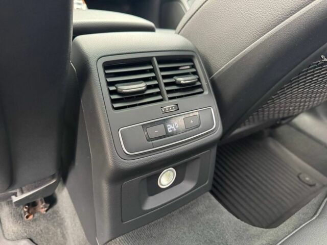 Чорний Ауді А4, об'ємом двигуна 2 л та пробігом 230 тис. км за 17500 $, фото 14 на Automoto.ua