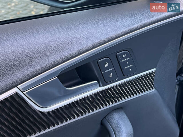 Черный Ауди А4, объемом двигателя 2 л и пробегом 155 тыс. км за 16000 $, фото 44 на Automoto.ua