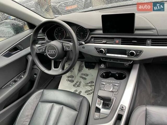 Черный Ауди А4, объемом двигателя 2 л и пробегом 282 тыс. км за 13300 $, фото 9 на Automoto.ua