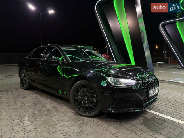 Чорний Ауді А4, об'ємом двигуна 2 л та пробігом 171 тис. км за 16500 $, фото 2 на Automoto.ua