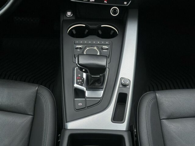 Чорний Ауді А4, об'ємом двигуна 2 л та пробігом 86 тис. км за 20950 $, фото 13 на Automoto.ua