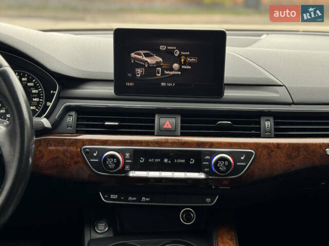 Чорний Ауді А4, об'ємом двигуна 2 л та пробігом 230 тис. км за 14950 $, фото 25 на Automoto.ua