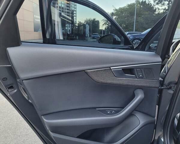Чорний Ауді А4, об'ємом двигуна 2 л та пробігом 88 тис. км за 19500 $, фото 27 на Automoto.ua