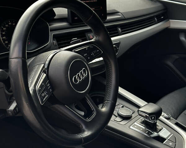 Чорний Ауді А4, об'ємом двигуна 2 л та пробігом 195 тис. км за 13900 $, фото 8 на Automoto.ua