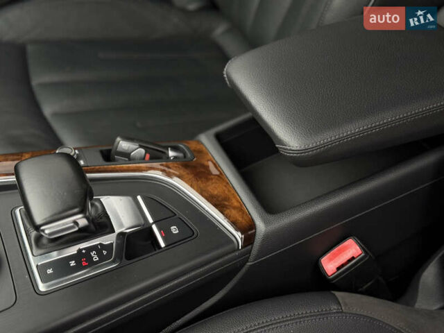 Чорний Ауді А4, об'ємом двигуна 2 л та пробігом 230 тис. км за 14950 $, фото 26 на Automoto.ua