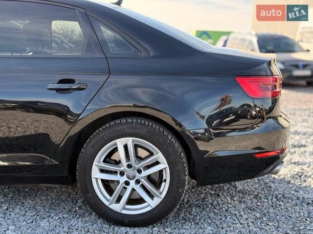 Чорний Ауді А4, об'ємом двигуна 2 л та пробігом 179 тис. км за 16790 $, фото 5 на Automoto.ua
