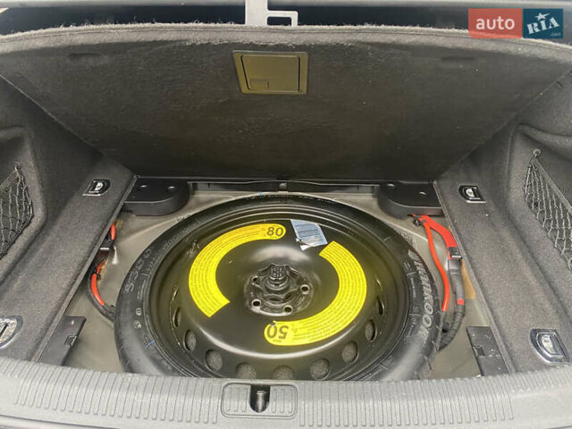 Черный Ауди А4, объемом двигателя 1.98 л и пробегом 148 тыс. км за 17000 $, фото 43 на Automoto.ua