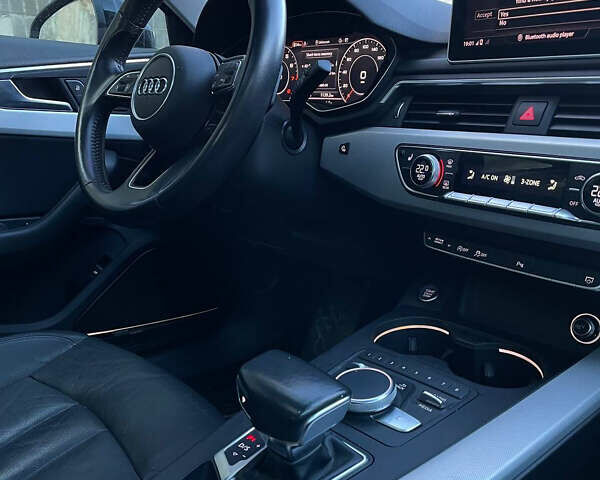 Черный Ауди А4, объемом двигателя 1.98 л и пробегом 184 тыс. км за 20000 $, фото 2 на Automoto.ua