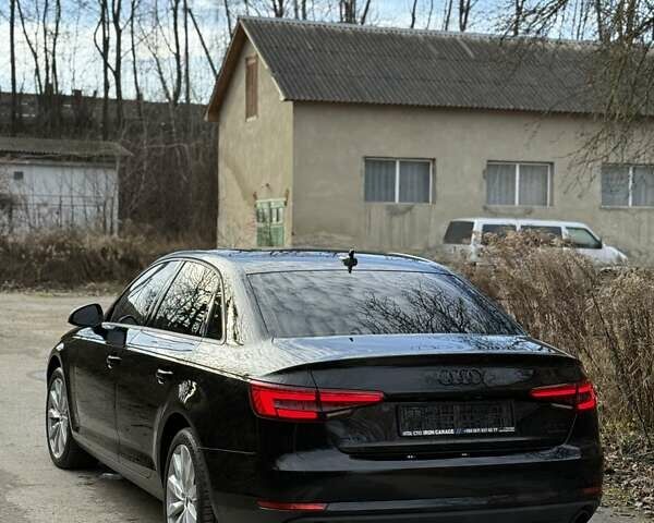 Черный Ауди А4, объемом двигателя 1.98 л и пробегом 112 тыс. км за 16000 $, фото 6 на Automoto.ua