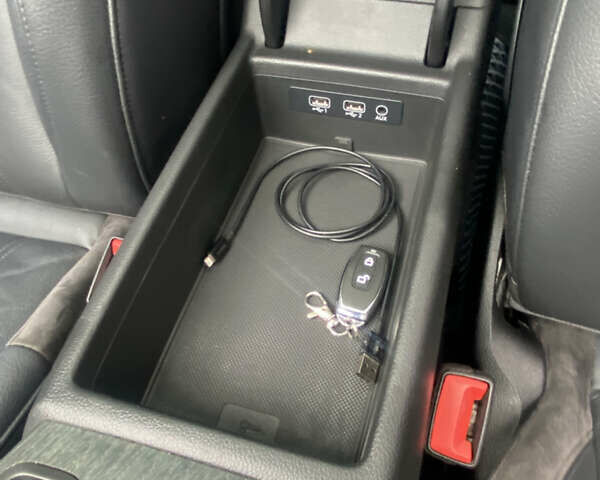 Черный Ауди А4, объемом двигателя 1.98 л и пробегом 148 тыс. км за 17000 $, фото 54 на Automoto.ua