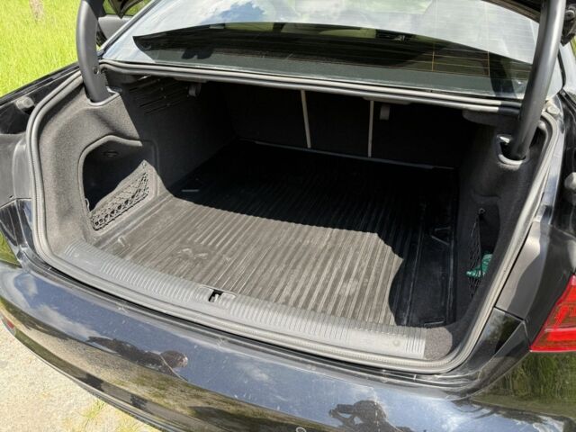 Черный Ауди А4, объемом двигателя 2 л и пробегом 85 тыс. км за 15800 $, фото 14 на Automoto.ua