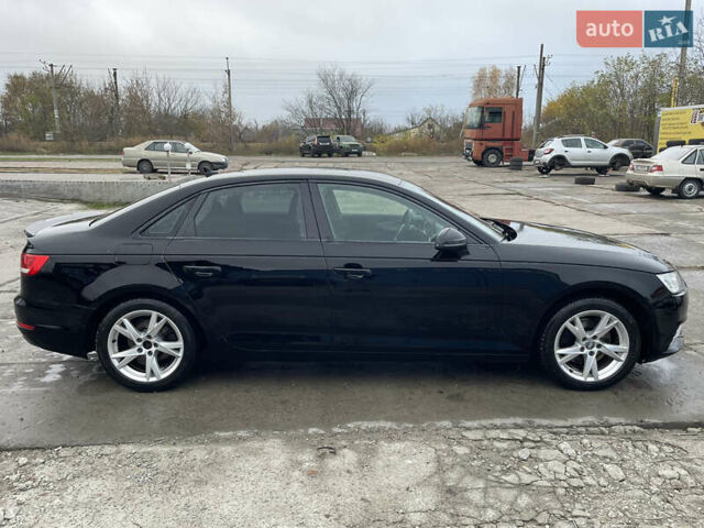Черный Ауди А4, объемом двигателя 1.97 л и пробегом 225 тыс. км за 18200 $, фото 8 на Automoto.ua