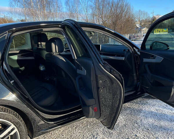 Черный Ауди А4, объемом двигателя 1.98 л и пробегом 184 тыс. км за 20000 $, фото 17 на Automoto.ua