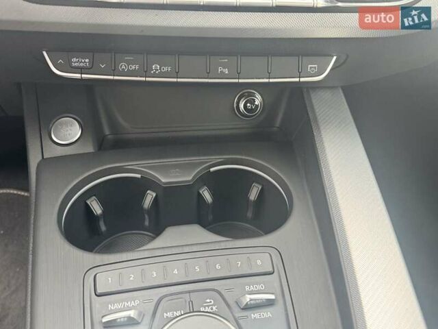 Чорний Ауді А4, об'ємом двигуна 1.98 л та пробігом 210 тис. км за 16850 $, фото 21 на Automoto.ua