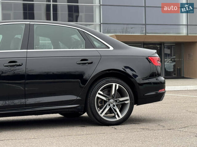 Чорний Ауді А4, об'ємом двигуна 1.98 л та пробігом 65 тис. км за 20000 $, фото 34 на Automoto.ua