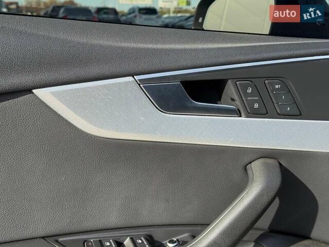 Чорний Ауді А4, об'ємом двигуна 2 л та пробігом 179 тис. км за 16790 $, фото 19 на Automoto.ua