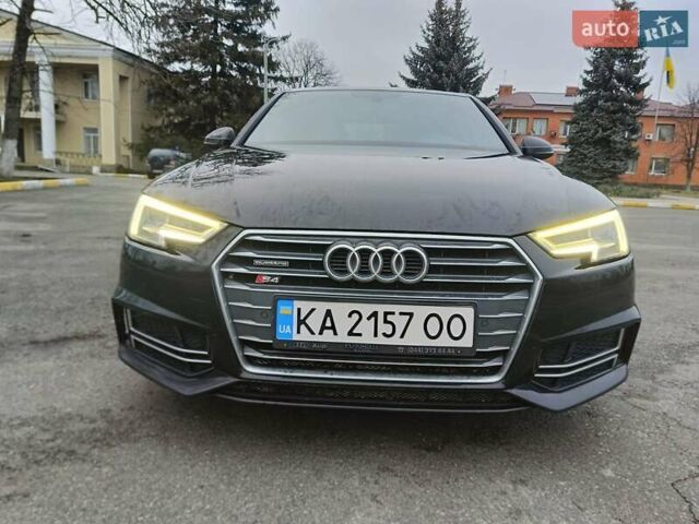 Черный Ауди А4, объемом двигателя 1.98 л и пробегом 220 тыс. км за 19700 $, фото 10 на Automoto.ua