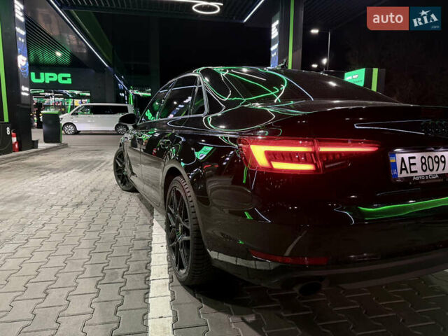 Чорний Ауді А4, об'ємом двигуна 2 л та пробігом 171 тис. км за 16500 $, фото 6 на Automoto.ua