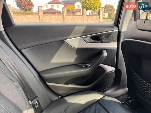 Черный Ауди А4, объемом двигателя 2 л и пробегом 140 тыс. км за 17600 $, фото 55 на Automoto.ua