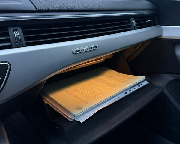 Чорний Ауді А4, об'ємом двигуна 2 л та пробігом 171 тис. км за 16500 $, фото 17 на Automoto.ua