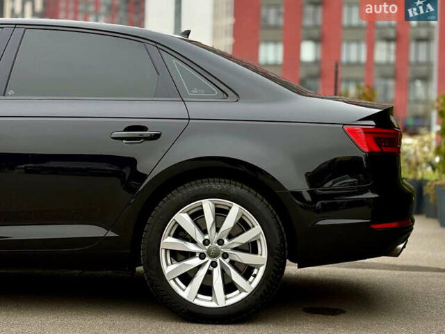 Черный Ауди А4, объемом двигателя 2 л и пробегом 118 тыс. км за 17900 $, фото 12 на Automoto.ua