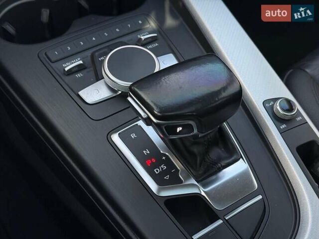 Чорний Ауді А4, об'ємом двигуна 2 л та пробігом 179 тис. км за 16790 $, фото 12 на Automoto.ua