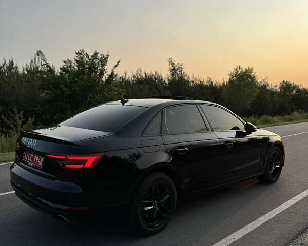 Черный Ауди А4, объемом двигателя 2 л и пробегом 230 тыс. км за 14999 $, фото 7 на Automoto.ua