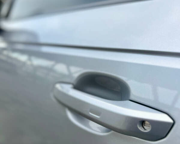 Черный Ауди А4, объемом двигателя 1.98 л и пробегом 137 тыс. км за 20300 $, фото 18 на Automoto.ua