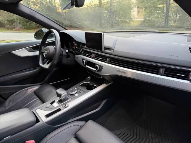 Черный Ауди А4, объемом двигателя 2 л и пробегом 70 тыс. км за 7500 $, фото 9 на Automoto.ua