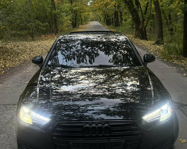 Ауді А4 2017 у Кривому Розі на Automoto.ua Чорний Ауді А4, об'ємом двигуна 1.98 л та пробігом 286 тис. км за 18500 $, фото 6 на Automoto.ua