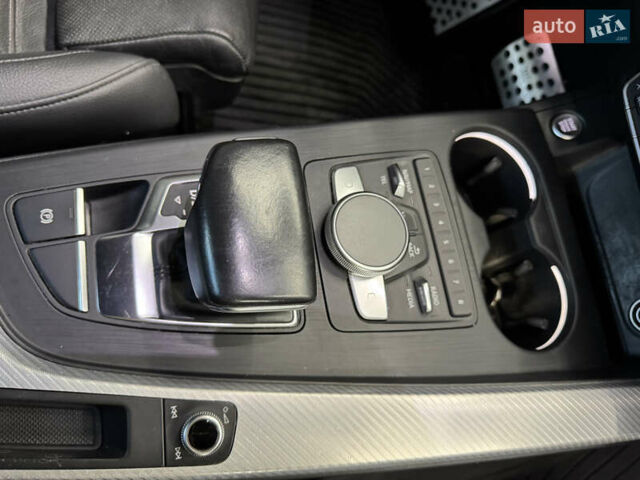 Черный Ауди А4, объемом двигателя 1.98 л и пробегом 150 тыс. км за 26500 $, фото 12 на Automoto.ua