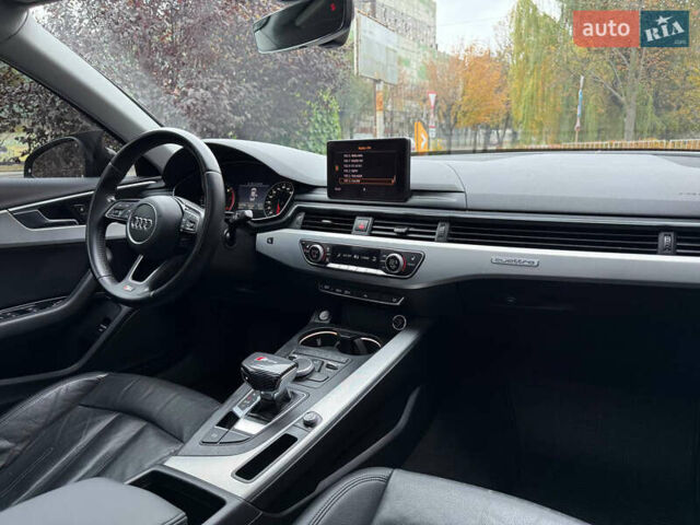 Черный Ауди А4, объемом двигателя 2 л и пробегом 260 тыс. км за 15299 $, фото 12 на Automoto.ua