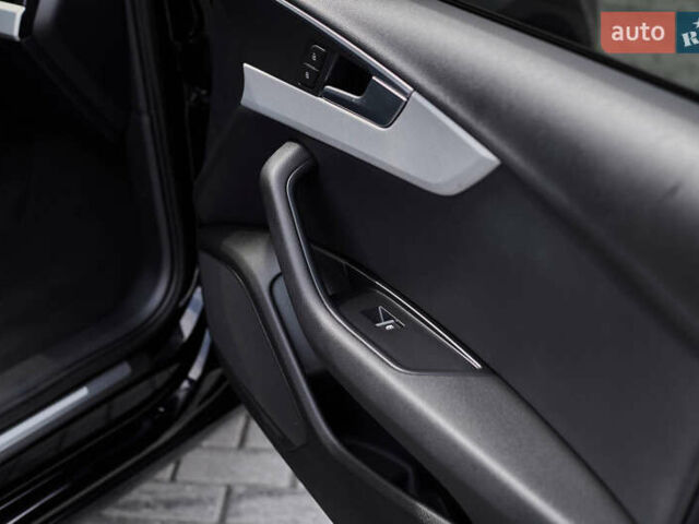 Черный Ауди А4, объемом двигателя 1.98 л и пробегом 123 тыс. км за 18000 $, фото 23 на Automoto.ua