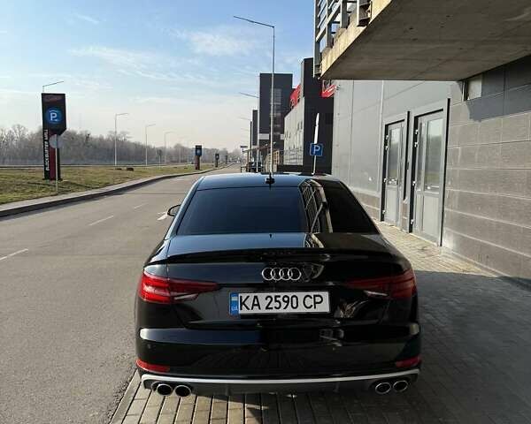 Ауді А4 2017 у Львові на Automoto.ua Чорний Ауді А4, об'ємом двигуна 1.98 л та пробігом 104 тис. км за 15700 $, фото 4 на Automoto.ua