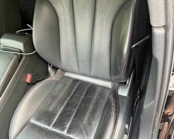 Черный Ауди А4, объемом двигателя 1.98 л и пробегом 125 тыс. км за 22000 $, фото 11 на Automoto.ua