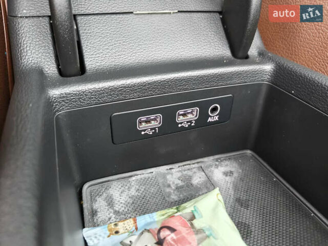 Черный Ауди А4, объемом двигателя 2 л и пробегом 196 тыс. км за 18500 $, фото 13 на Automoto.ua