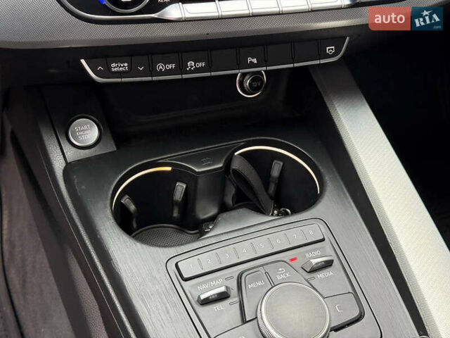 Черный Ауди А4, объемом двигателя 2 л и пробегом 260 тыс. км за 15299 $, фото 49 на Automoto.ua